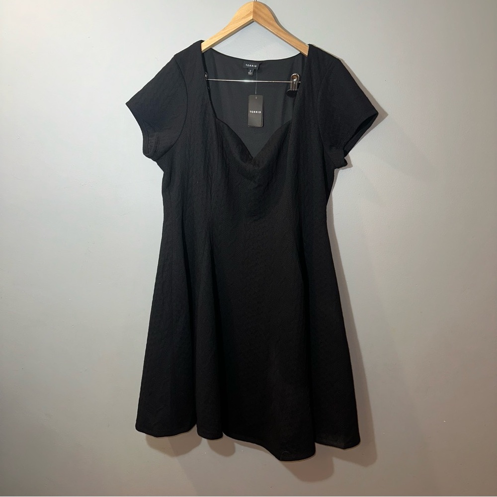 Torrid plus size 2 black skater dress